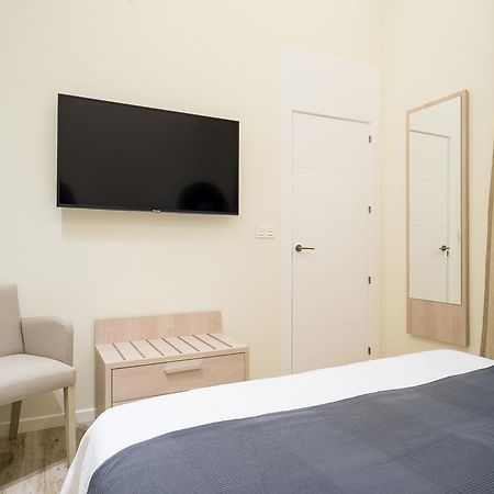 Iloftmalaga Velazquez Apartment Fuengirola Bagian luar foto