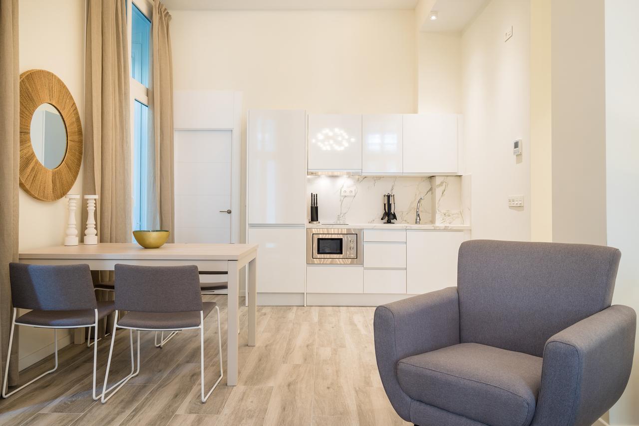 Iloftmalaga Velazquez Apartment Fuengirola Bagian luar foto