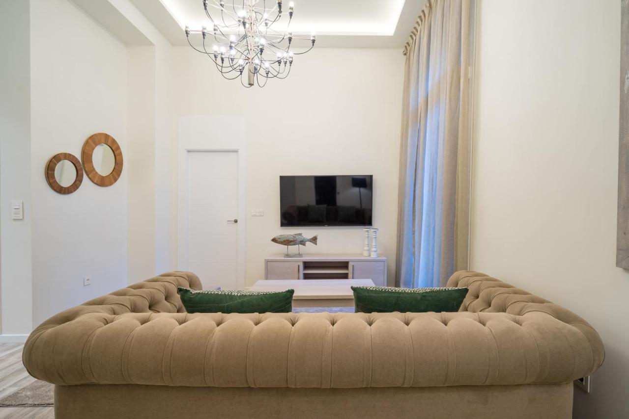 Iloftmalaga Velazquez Apartment Fuengirola Bagian luar foto